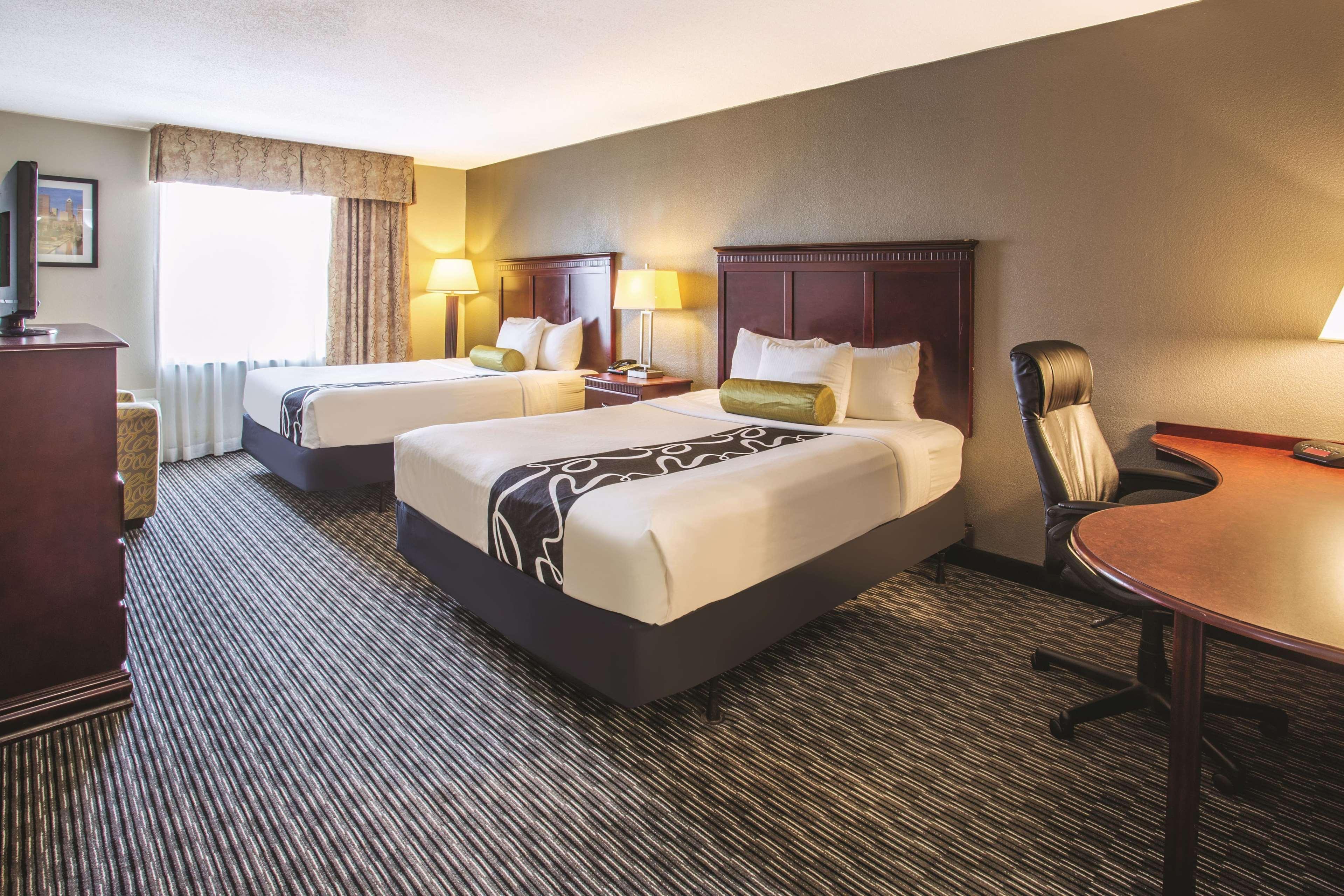 La Quinta By Wyndham Indianapolis South Hotel Exterior photo